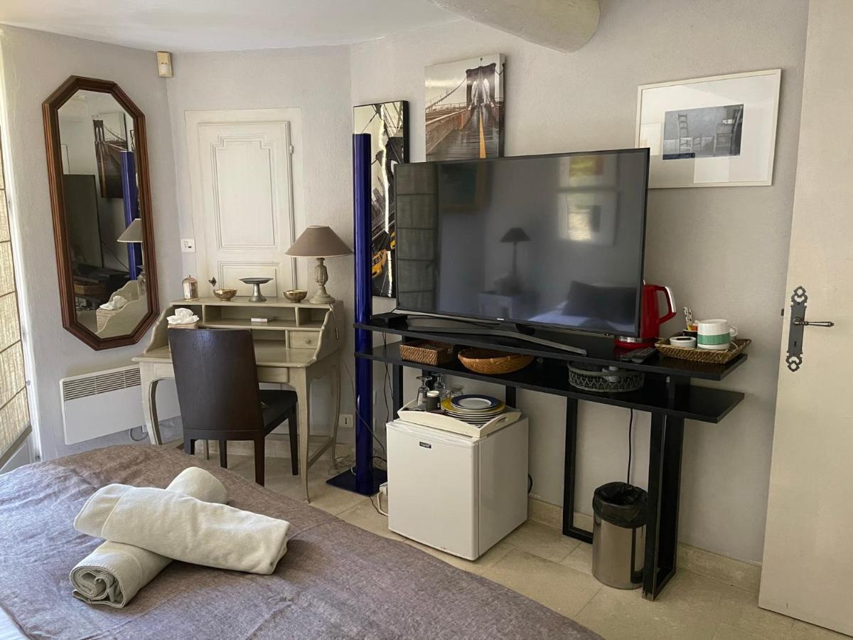 고르드 La Borie En Provence B&B 외부 사진